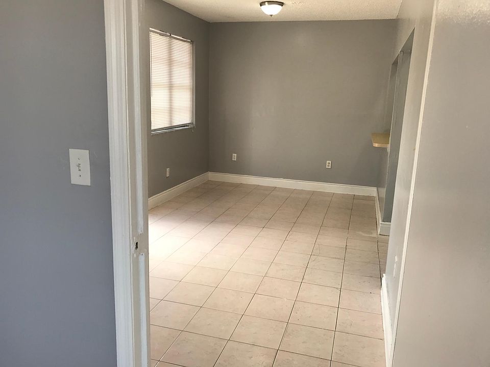 Facing Living room