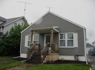 208 Maple Blvd, Monroe, MI 48162