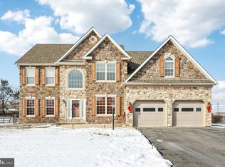 3000 Long Way, Easton, PA 18040