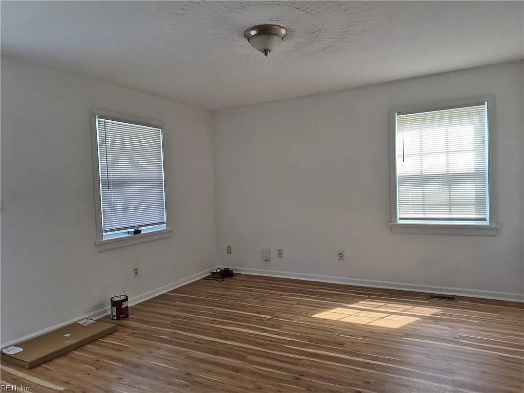 817 Pocahontas PL — Photo 3