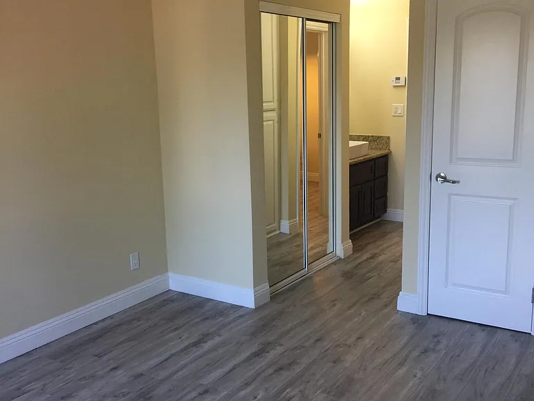 5445 Kester Ave #102 — Photo 7