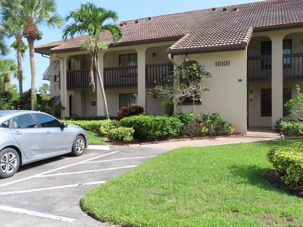10101 Mangrove Drive #201, Boynton Beach, FL 33437