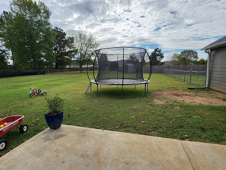 48 Wheatfield Dr — Photo 34