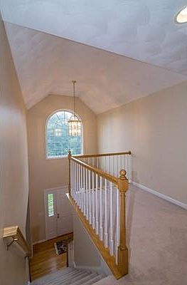 4th image of 54 Anderson Dr