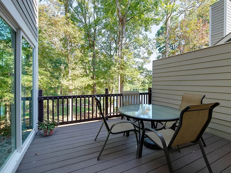 9006 Saint Thomas Ln — Photo 39