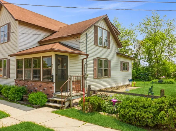 213 East Centralia STREET, Elkhorn, WI 53121