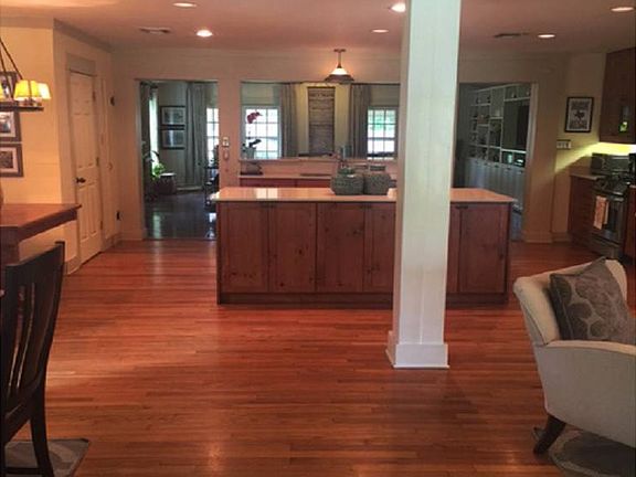 3rd image of 109 Arvin Dr