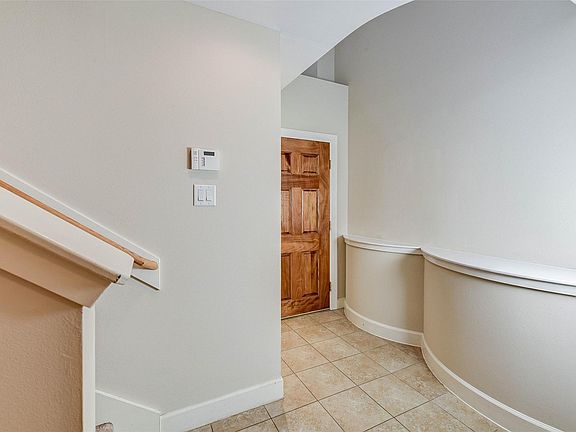 5th image of 650 Westcross St #35