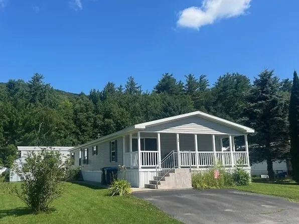 26 Seminole Dr, North Adams, MA 01247