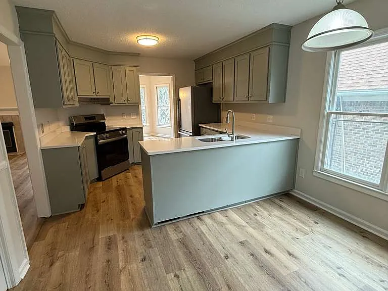 201 Willowood Pkwy — Photo 9