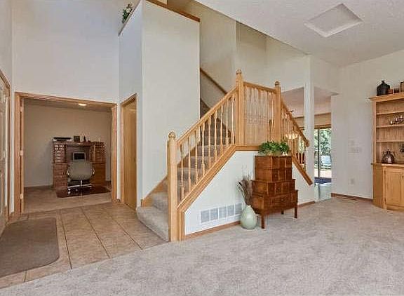 5th image of 23471 London Street
