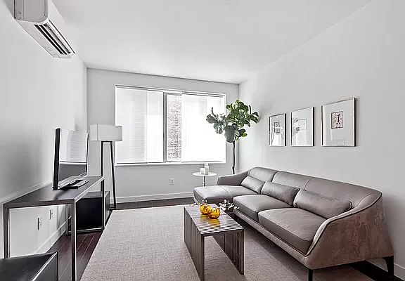 5th image of 753 Saint Nicholas Ave Penthouse B