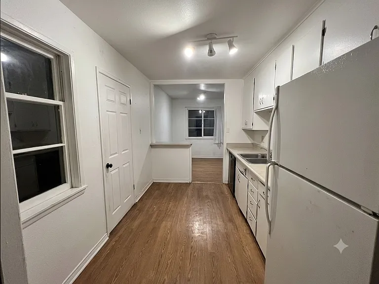 26454 Jane Ave — Photo 6