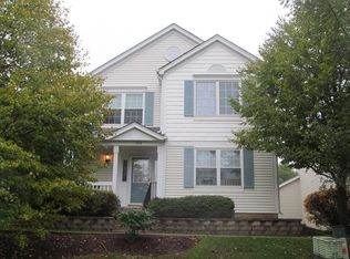 749 Golden Oak Cir, Crystal Lake, IL 60014