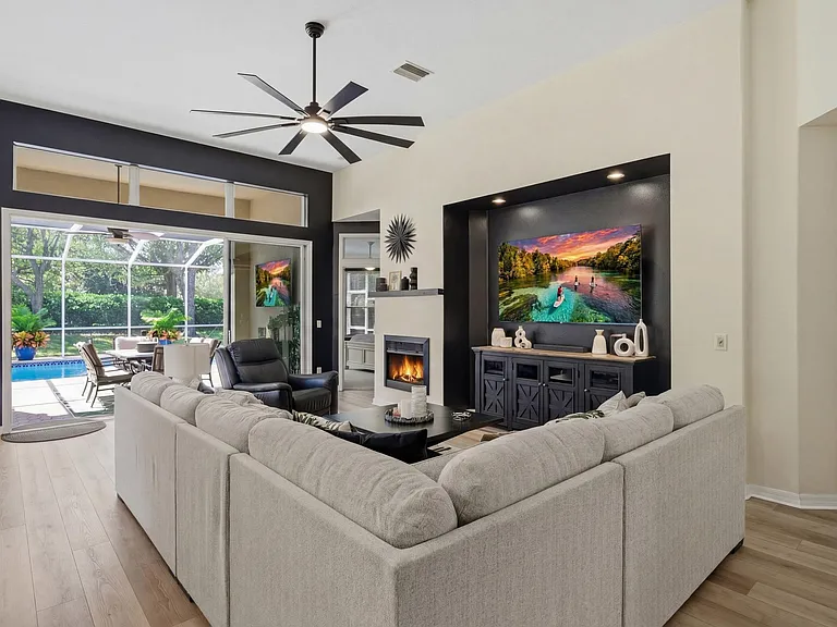 1020 W Rollingwood Ct — Photo 11