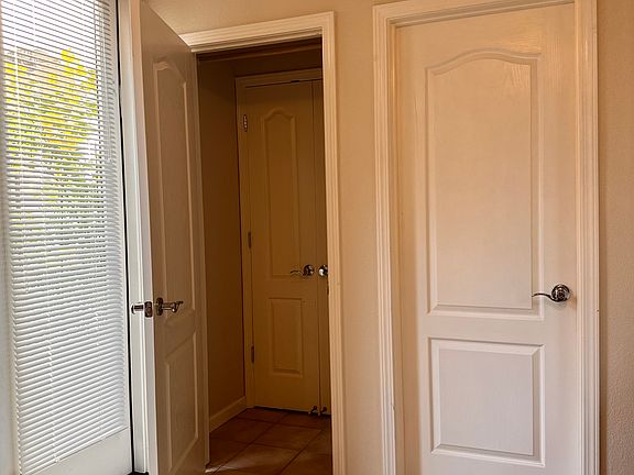 3rd image of 71 Bryant Ave
