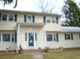 42 Fran Ave, Ewing, NJ 08628