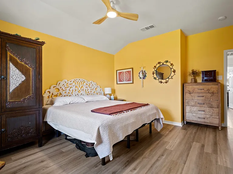 411 N Arizona Dr — Photo 23