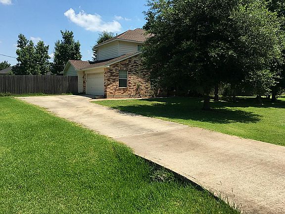 4th image of 25240 Big Horn Ln