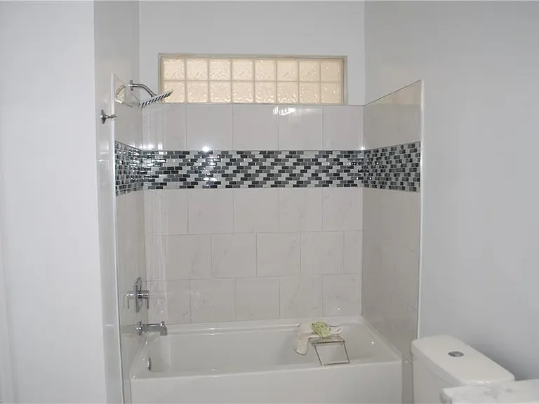 948 Allendale Dr — Photo 16