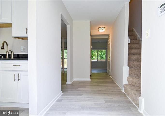 1st image of 3015 Mission Square Dr
