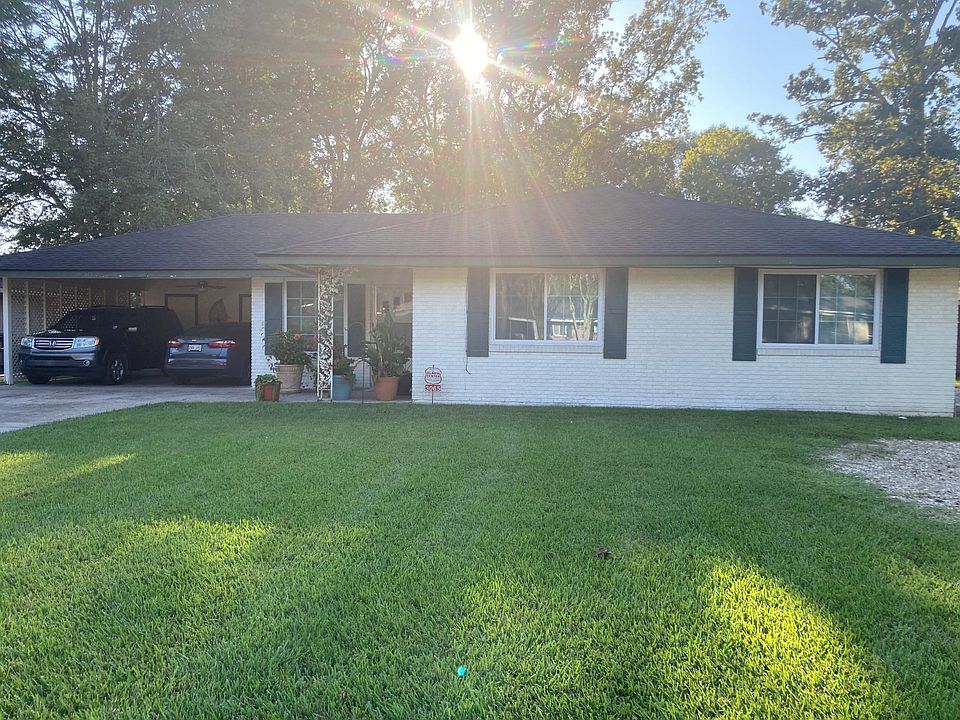 2nd image of 3065 Joyce Dr