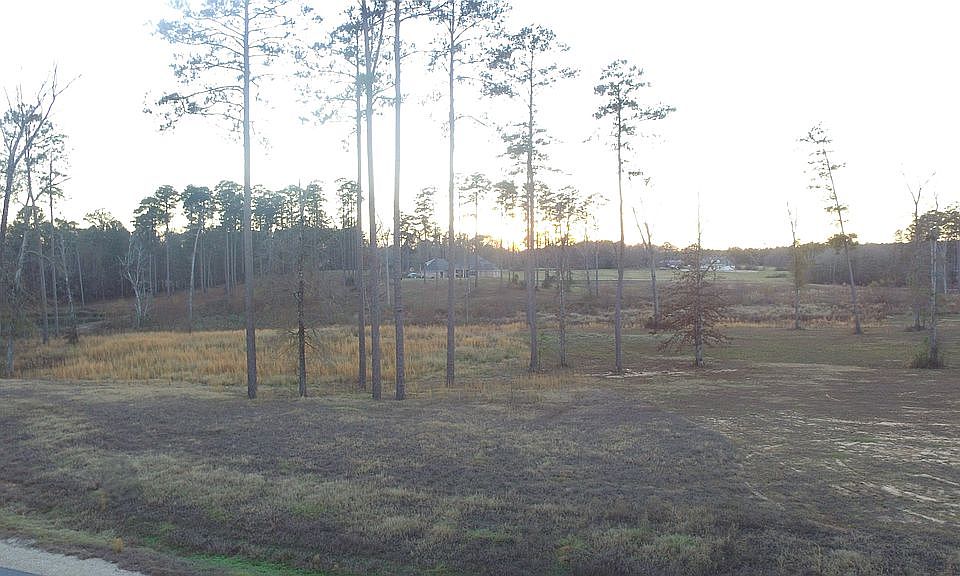 1st image of 464 Chapel Hill Pl