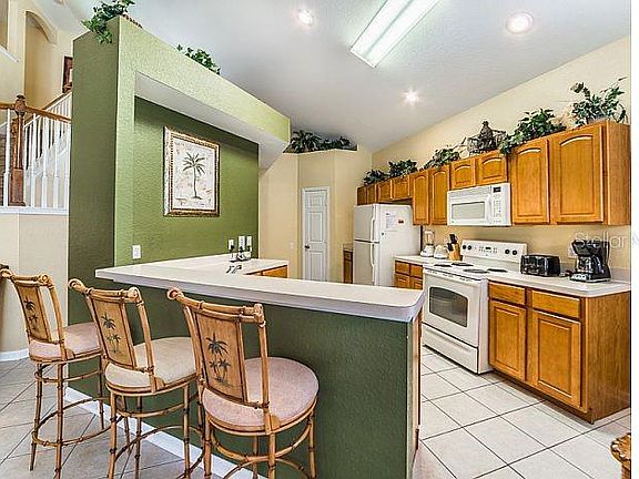 5th image of 2640 Dinville St