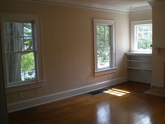 Empty Living Room