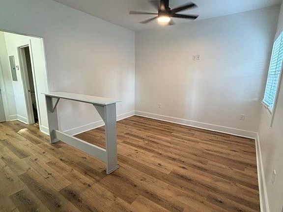 5th image of 155 N Cherry St