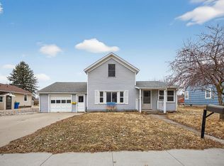 431 E 13th St, Saint Charles, MN 55972