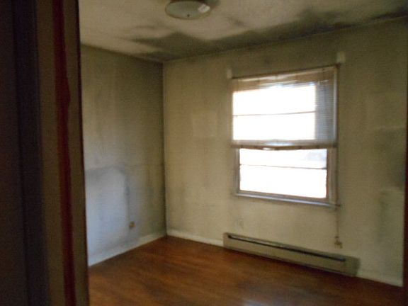4th image of 1024 Lockett Dr