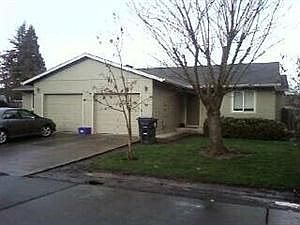 2nd image of 714 Stephens Dr