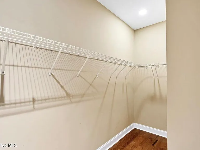 8 Rutledge Ln — Photo 10
