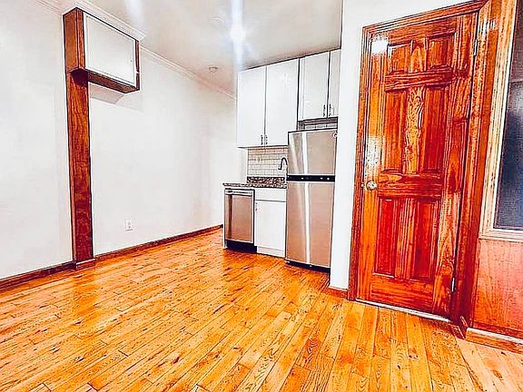 4th image of 175 E 101st St APT 4