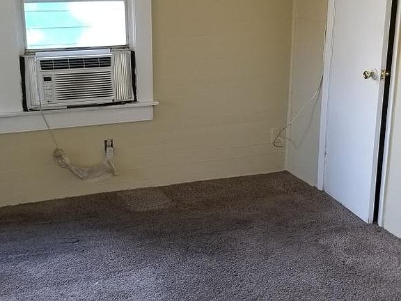 5th image of 605 W Brevard St