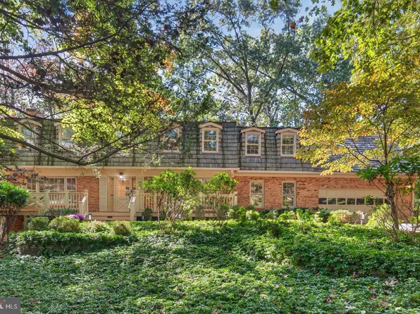 11813 Triple Crown Rd, Reston, VA 20191