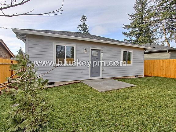 2nd image of 4014 NE 137th Ave