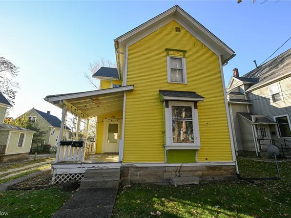 594 Crosby St, Akron, OH 44302