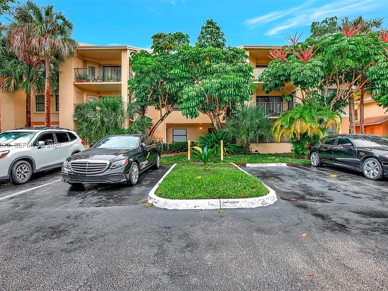 9999 Summerbreeze Dr #808 — Photo 1
