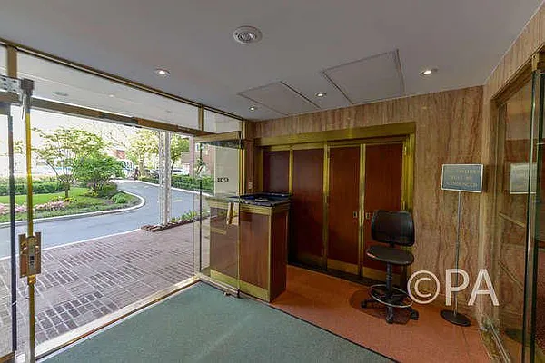 Sold by Benjamin Realty Since 1980 | media 28