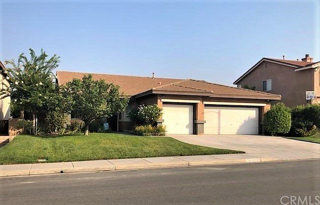 1st image of 40979 Bouvier Ct