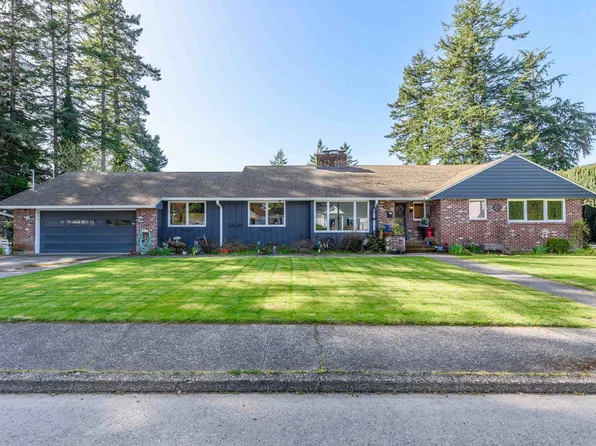 1645 N 14th St, Coos Bay, OR 97420