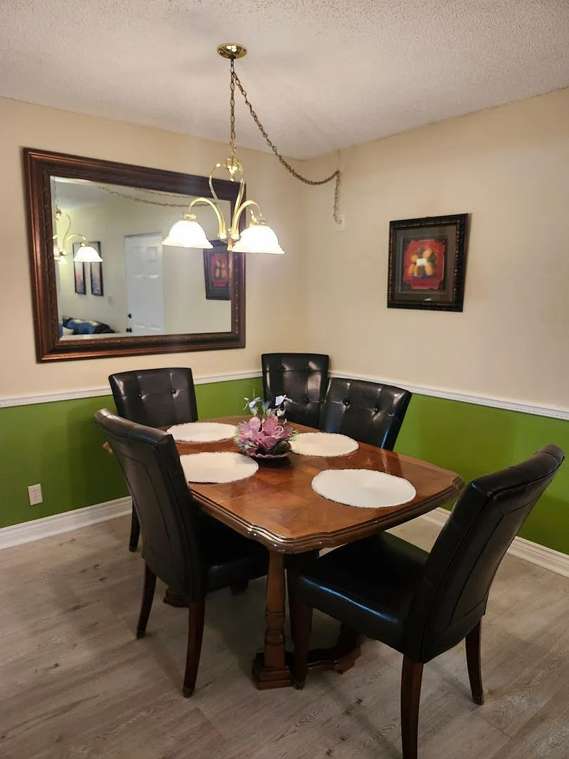 Oaks IV Condominium-First Floor for Seasonal Rent — Photo 4