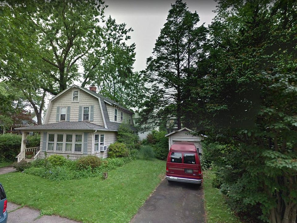 1st image of 35 Athol Pl