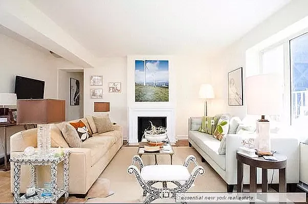 Rented by essential NEW YORK Real Estate | media 12