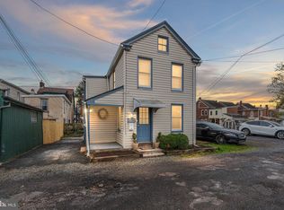 45 E 3rd St, Pottstown, PA