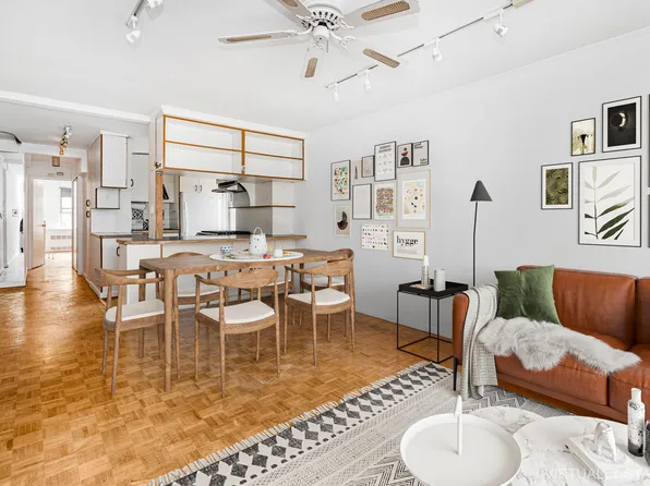 221 East 50th Street 8A image 2 of 7