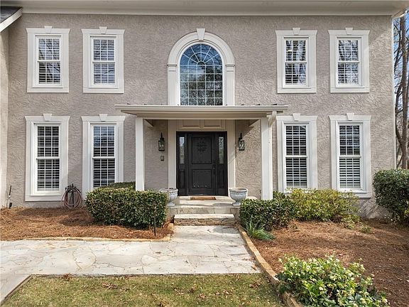 2nd image of 1731 Cutler Rdg SE