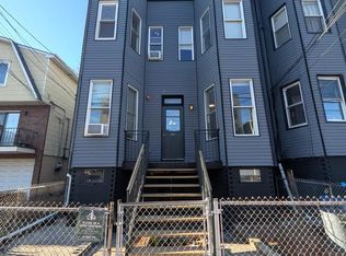 265 Webster Ave #1R, Jersey City, NJ 07307
